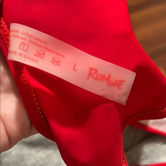 Red Bikini Set - Picture 5 of 5